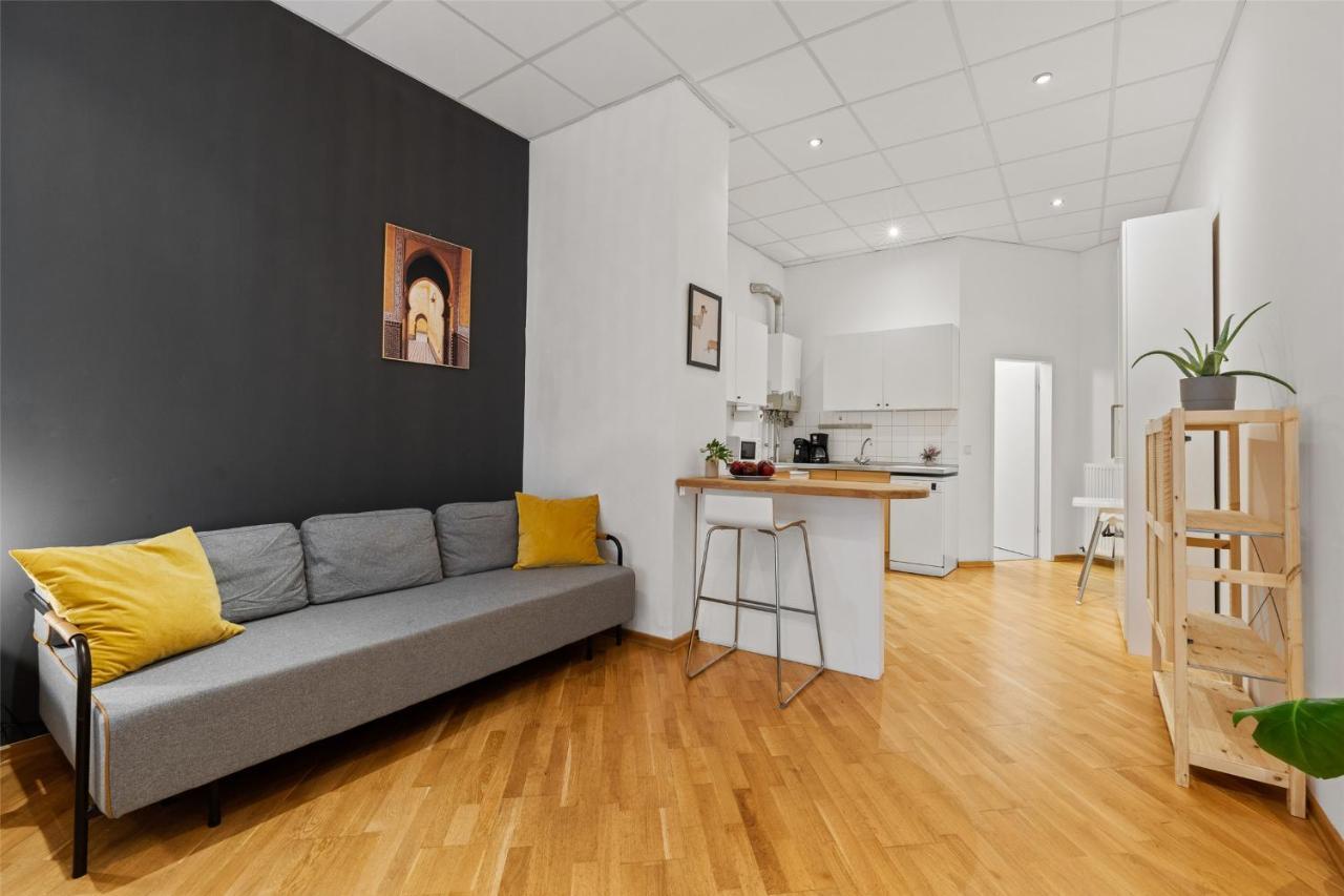 Holiday 33 Apartment J Prenzlauerberg Berlin Dış mekan fotoğraf